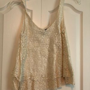 Cream laced cropped tank top